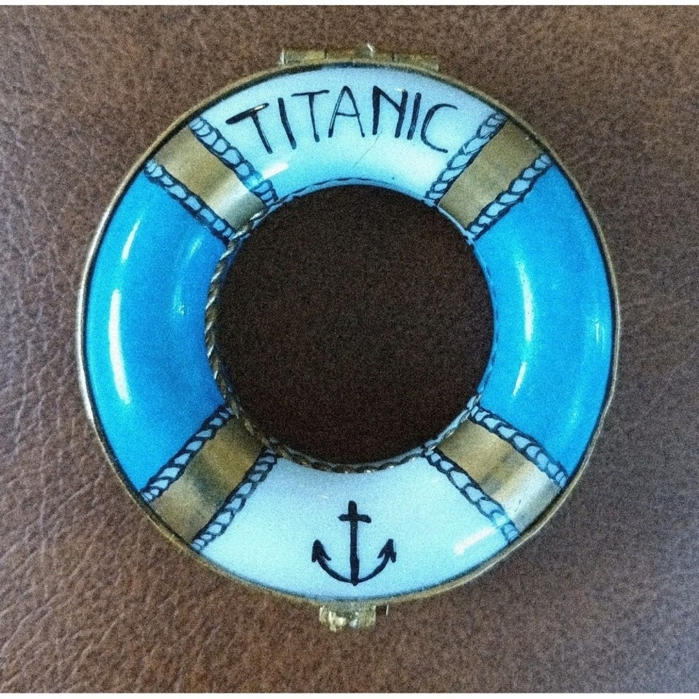 Authentic Limoges France Titanic Life Preserver Trinket Box Peint Main Signed AP